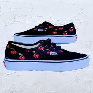 *NWT* VANS Authentic Cherries 🍒 Black & White Skate Shoes /  Women’s Size 7.5